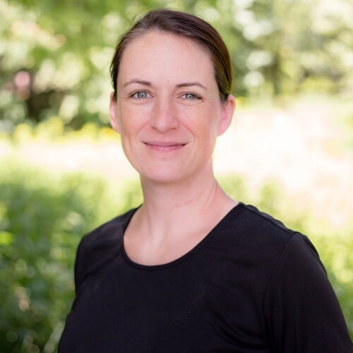 Sara Schillinger, DVM, Diplomate ACVS-SA Sara Schillinger, DVM, Diplomate ACVS-SA